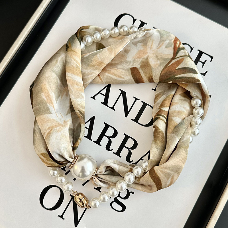Printed Silk Scarf with Magnet - đánh giá và giá Face Scarf Mask