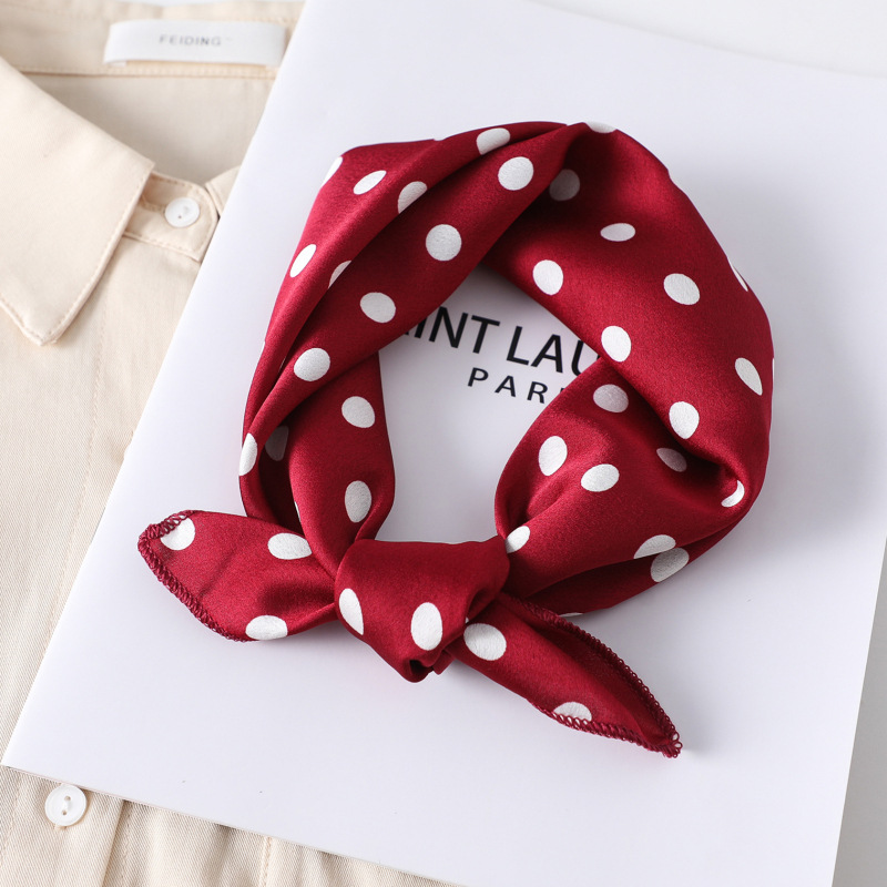 New satin-like imitation silk  - đánh giá và giá Scarf Silk Square