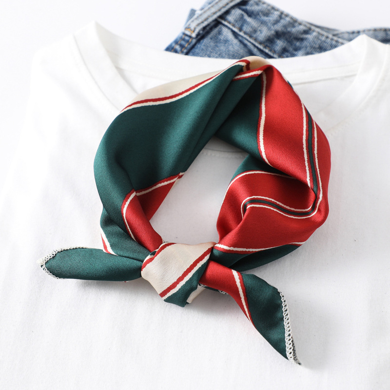New satin-like imitation silk  - đánh giá và giá Scarf Silk Square